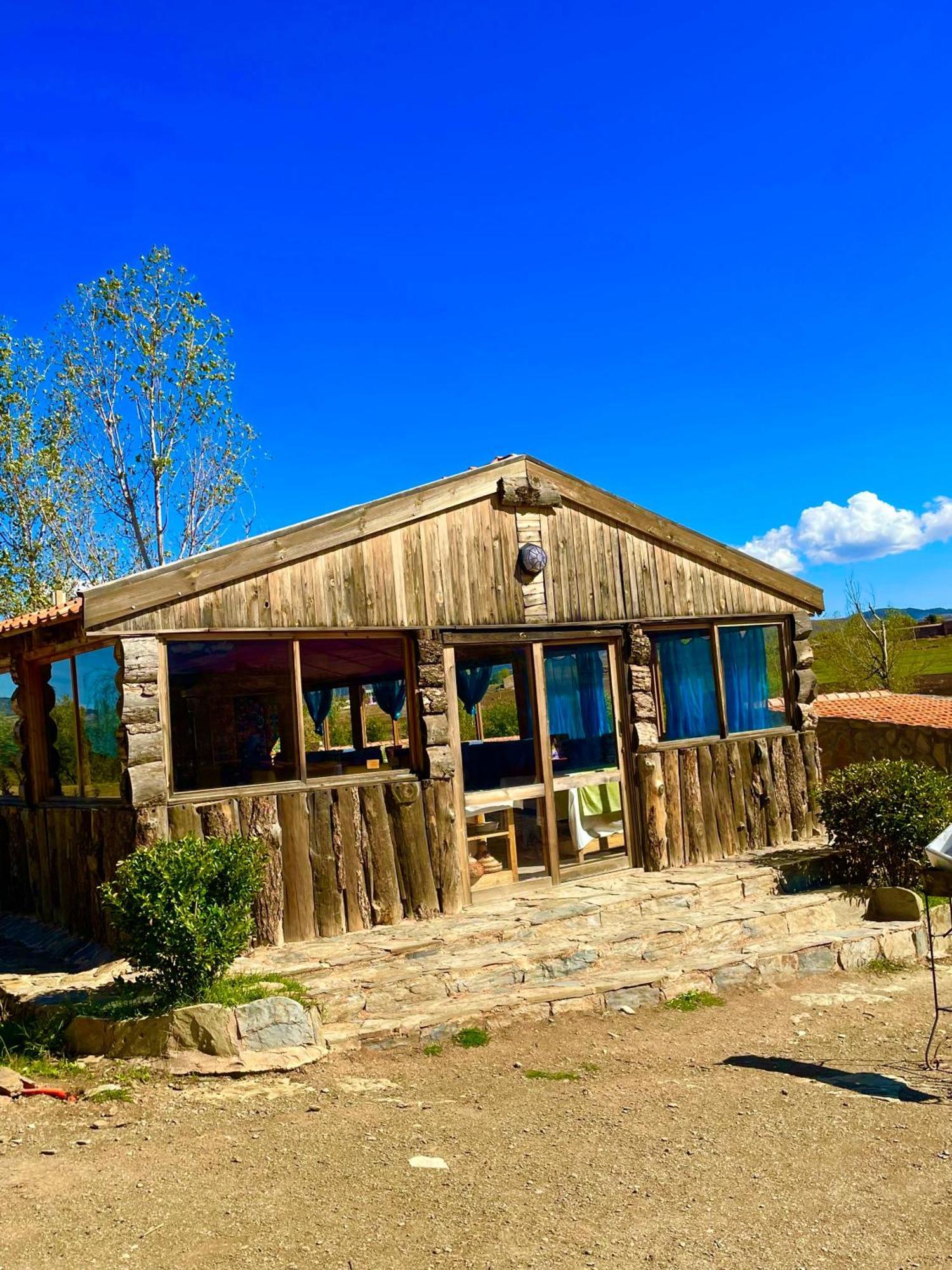 Ferme D'Hote La Vallee 艾兹鲁 外观 照片